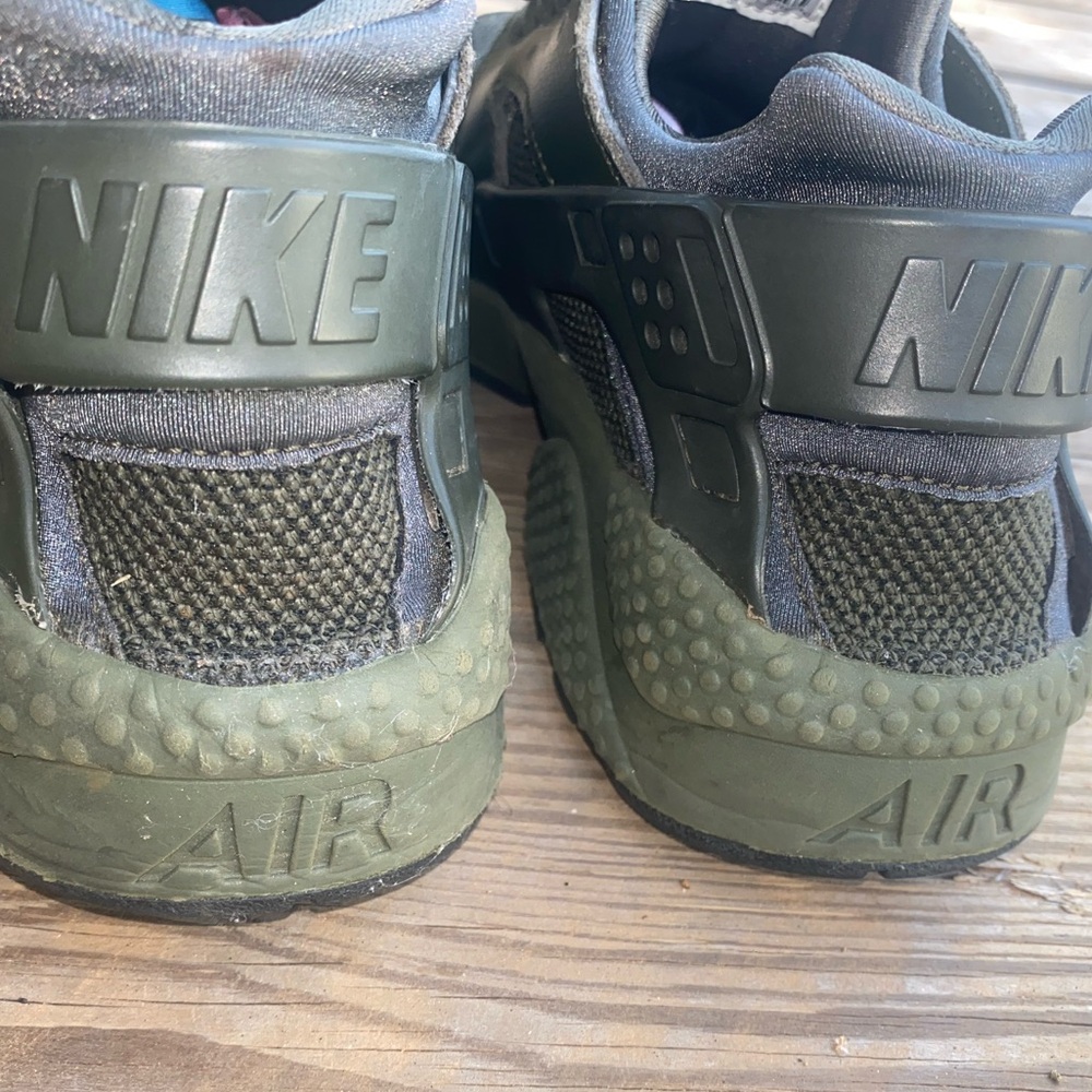 🔥 NIKE AIR HUARACHE Cargo Green RARE 🔥 - Picture 11 of 16